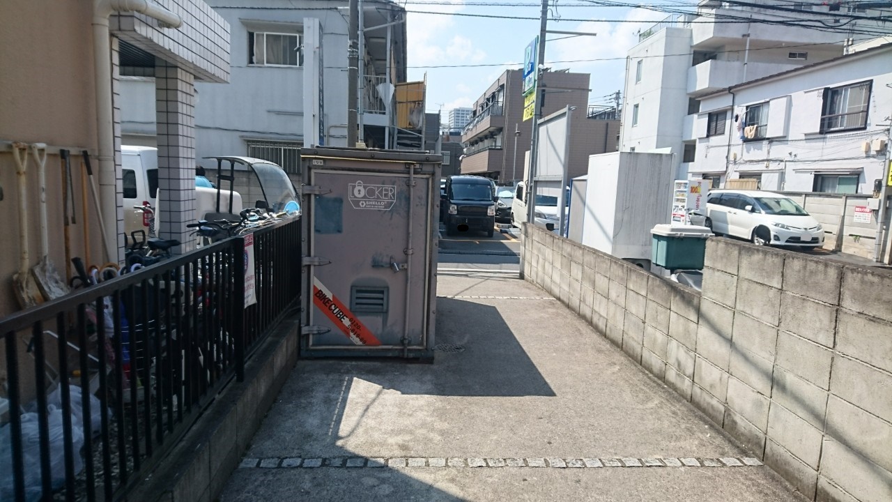 バイクストレージ東新宿の物件外観 バイクストレージ東新宿の物件外観