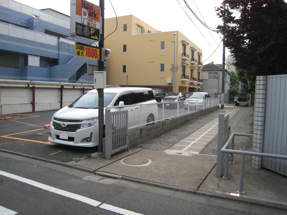 ロレットの小路・バイクスタンドの物件外観 ロレットの小路・バイクスタンドの物件外観