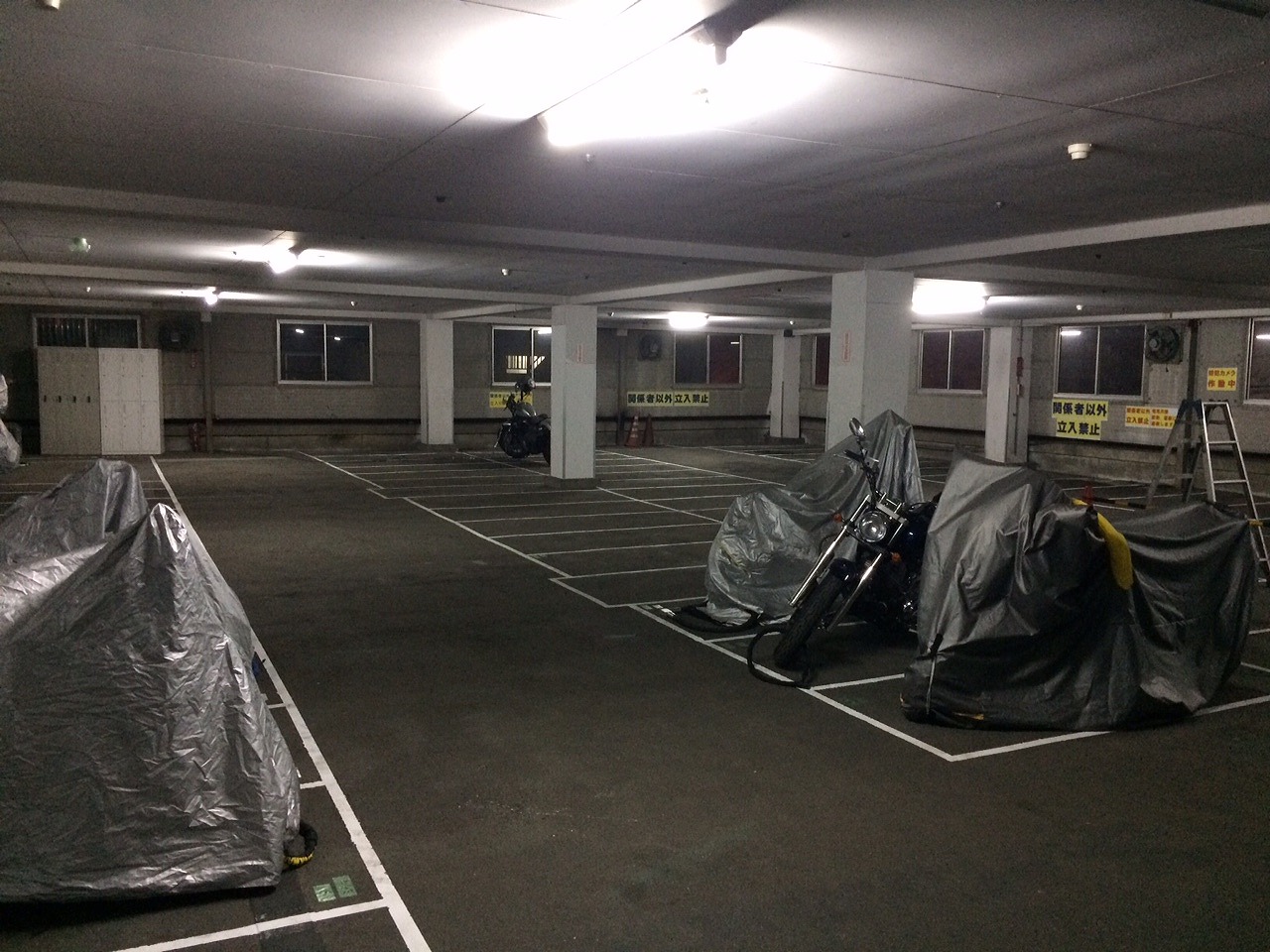 BAY GARAGE石川町の物件外観 BAY GARAGE石川町の物件外観